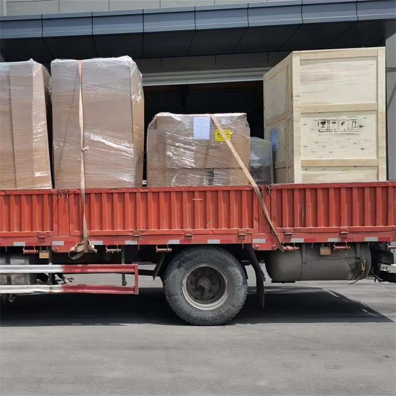 定日县探索多元物流服务：从普货到冷链的运输之旅